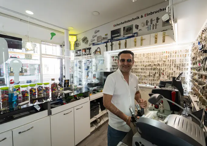 Schlüsseldienst-Sofort Schlüsseldienst Geschäftslokal Wallensteinstraße 3, 1200 Wien