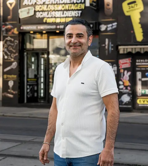 Herr Haimov — Inhaber Schlüsseldienst-Sofort Schlüsseldienst Wien, persönlich erreichbar 24/7